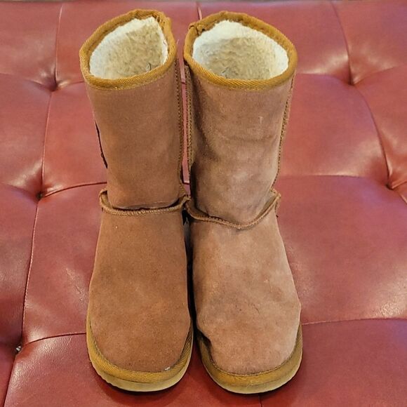 Arizona leather upper faux fur fleese.  Sz 8 - Picture 1 of 9